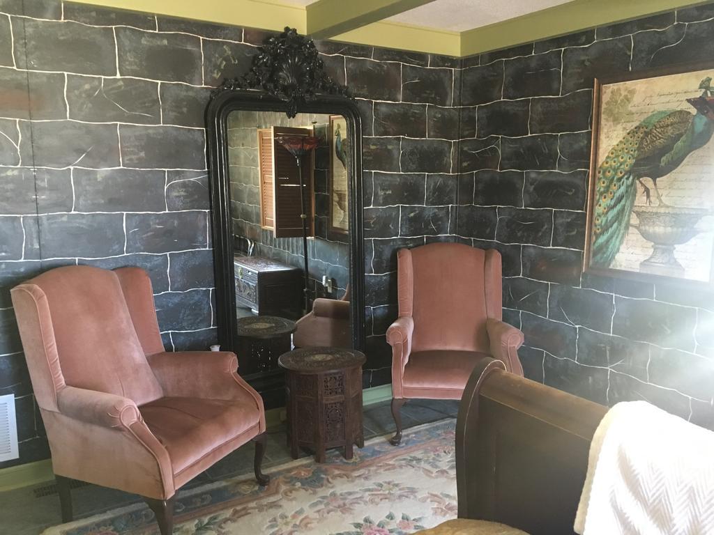 Shady Lady Bed And Breakfast Scottys Junction ภายนอก รูปภาพ